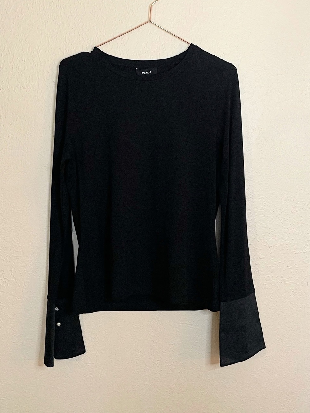 NWT ME+EM High Shine Satin Cuff Layering Top 10